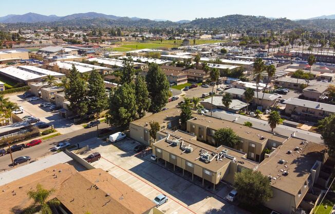 Beautiful 2bd/1ba Apartment in El Cajon with Parking and Private Patio