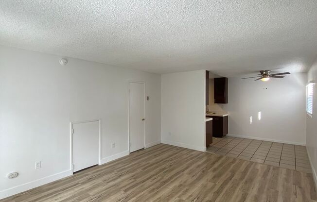 2 beds, 1.5 baths, 853 sqft, $2,695, Unit 11