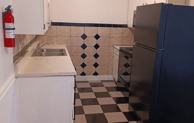 2 beds, 1.5 baths, 900 sqft, $775, Unit Apt. 103