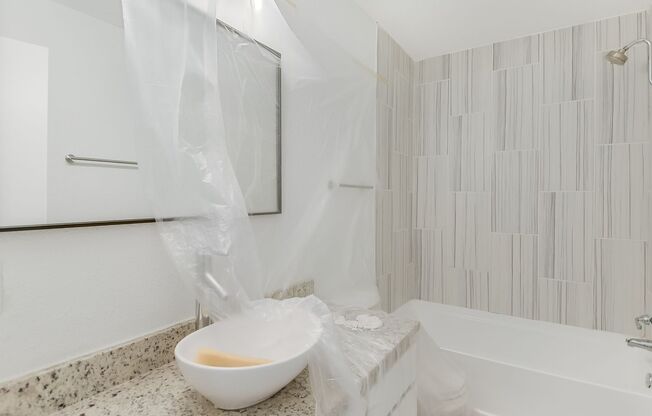 1 bed, 1 bath, 694 sqft, $1,075, Unit 226