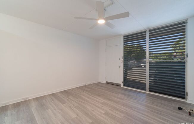 RECENTLY RENOVATED GROUND FLOOR PUALEI CIRCLE STUDIO!