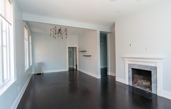 371 Harvard St 2AB