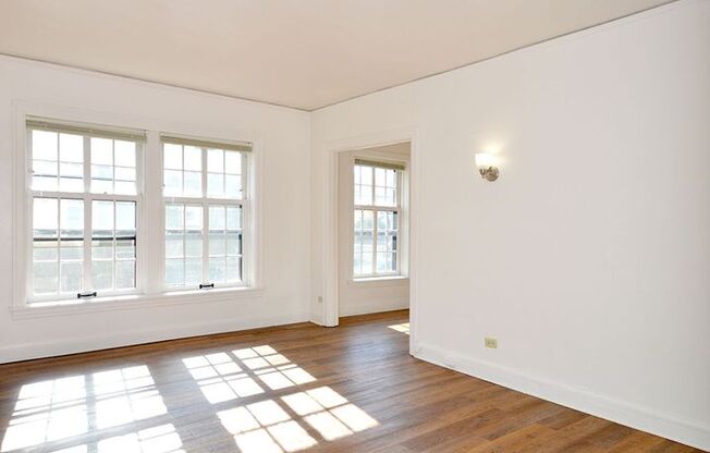 Studio, 1 bath, 500 sqft, $870, Unit 24 - 118