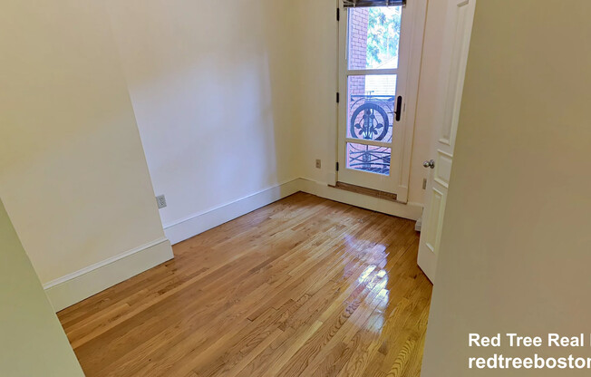 195 Commonwealth Ave