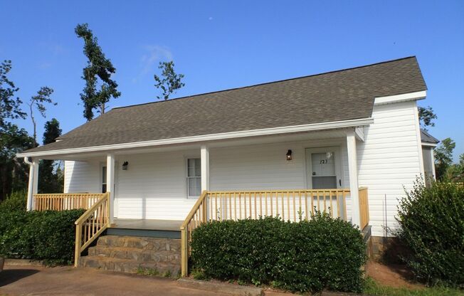 121 Old Corinth Rd