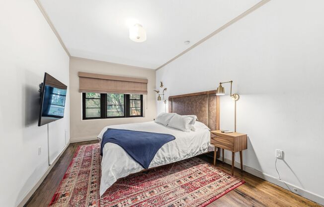 1 bed, 1 bath, 810 sqft, $2,375, Unit 201FS