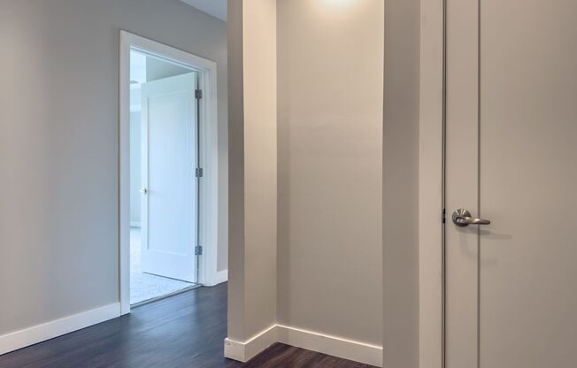 2 beds, 2.5 baths, 1,575 sqft, $3,250