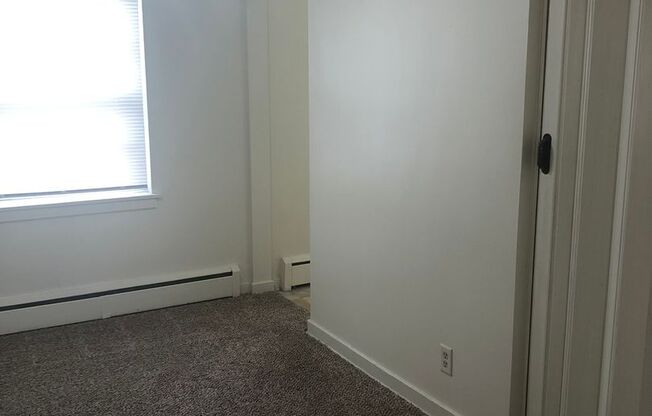2 beds, 1 bath, 740 sqft, $735, Unit 1500-802
