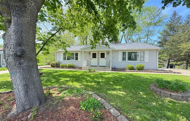Two Bedroom Duplex with Heat Included! Near Grand Valley!
