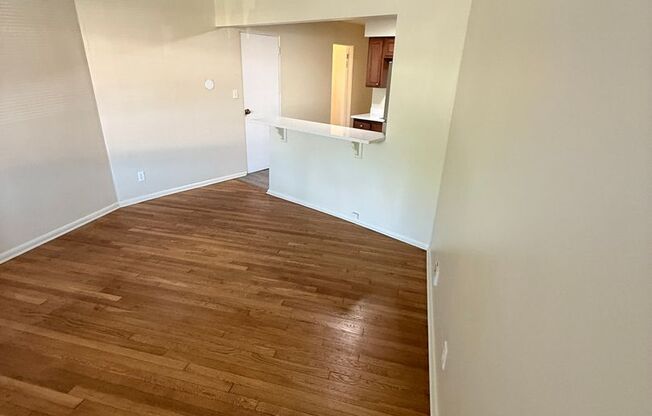 1 bed, 1 bath, 750 sqft, $895, Unit #13