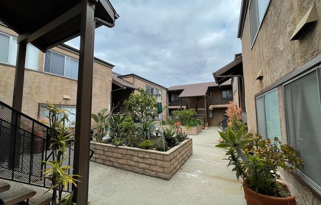 2505 4th Street