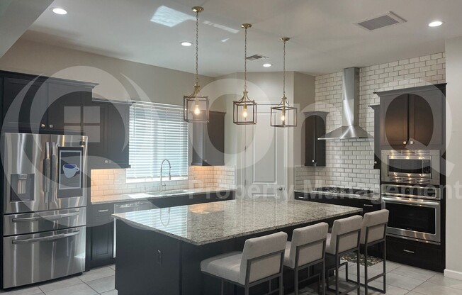 2141 E ALAMEDA RD