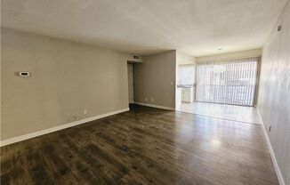 1 bed, 1 bath, $1,000, Unit # 380