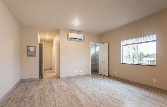 Lake Grove Apartments!