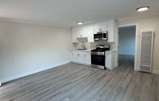 7564.4 Freeman 525 S #B;Ocsd 92054