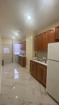 3 beds, 1 bath, 1,050 sqft, $3,200, Unit 1