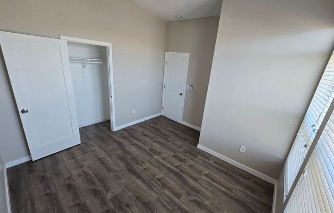 4 beds, 2 baths, $5,950, Unit 5051 Art St