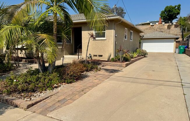 Beautiful 3BR 2.5 BA Hoyse in Allied Gardens