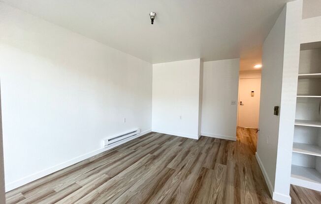 Studio, 1 bath, 480 sqft, $1,550, Unit 131