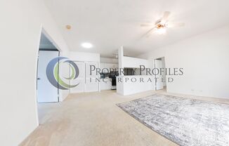 Palm Court - 2 bd/2 ba with 2 parking - upstairs unit