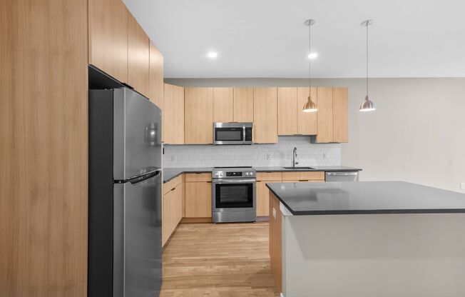 1 bed, 1 bath, 614 sqft, $2,420, Unit 604