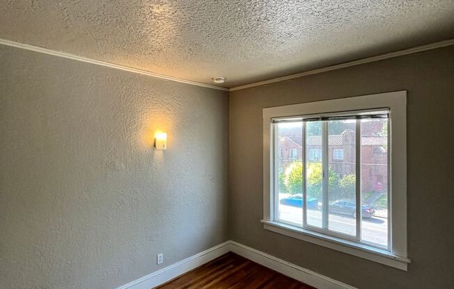 1 bed, 1 bath, $1,595, Unit 59