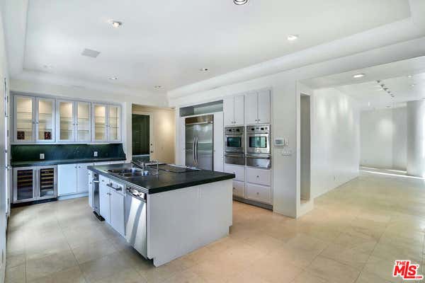 1368 DOHENY PL