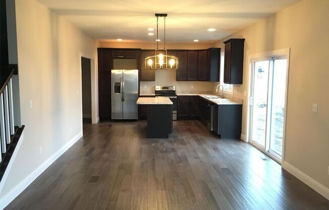 1206 S. Roberto Rd.