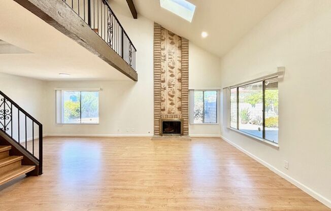 Oxnard | Newly Renovated | 4 Bed + 2.5 Bath | College Estates | 3721 Concord Ct