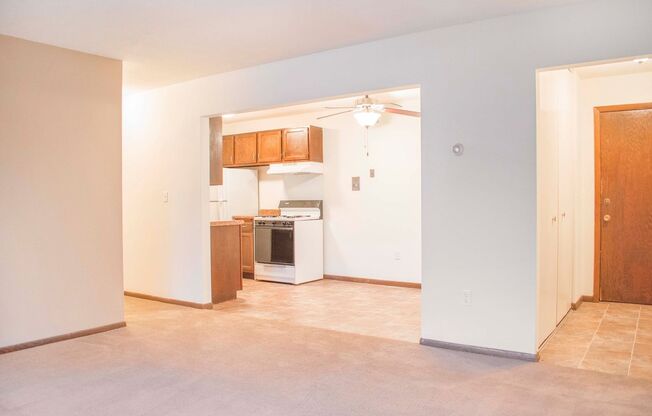 2 beds, 1 bath, 1,155 sqft, $1,255, Unit 278