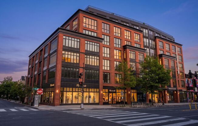 Studio, 1 bath, $2,200, Unit 224