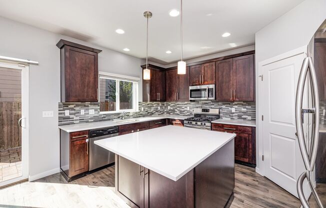 1224 150 ST SW