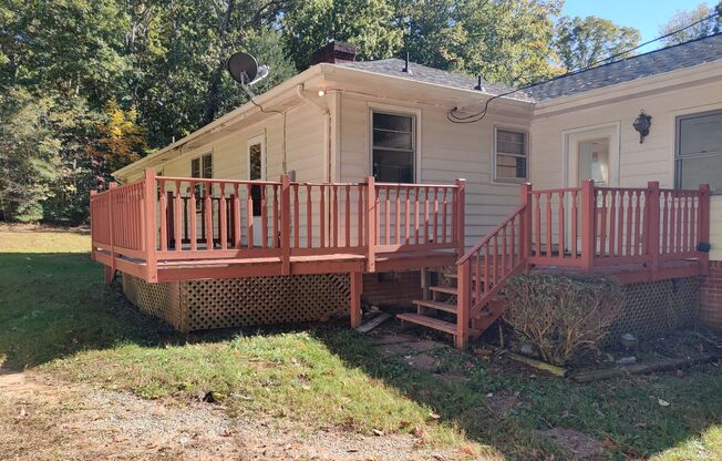 3 beds, 2 baths, $2,450