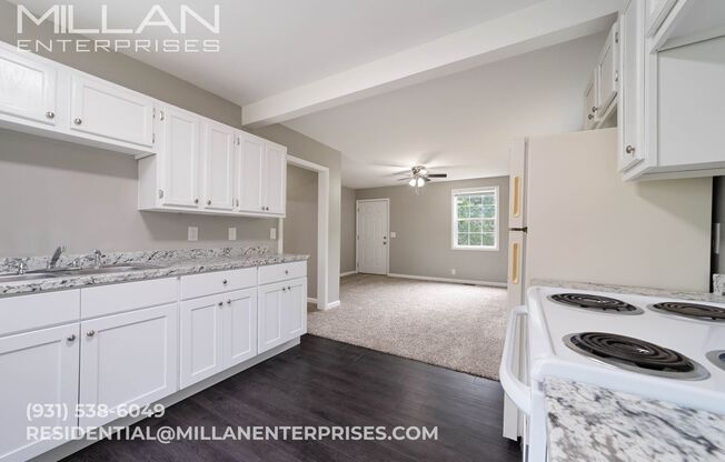 Cozy Living with Outdoor Space & Everyday Convenience