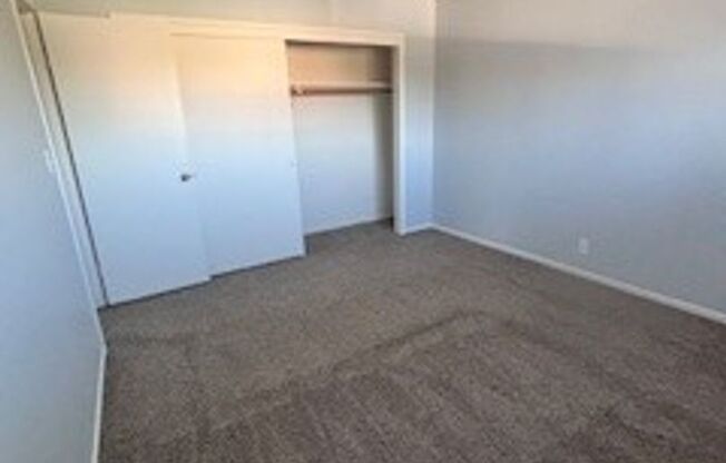 Lovely remodeled 2/1 4plex apartments