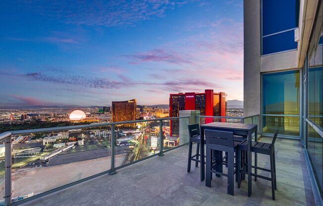 3 beds, 5 baths, $18,975, Unit # 4305