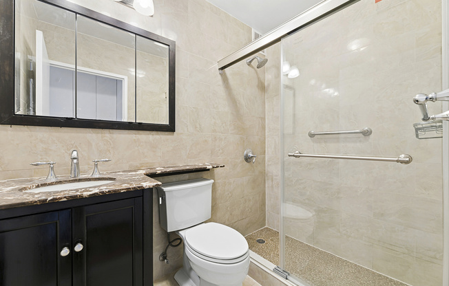 1 bed, 1 bath, 700 sqft, $6,000, Unit 8J