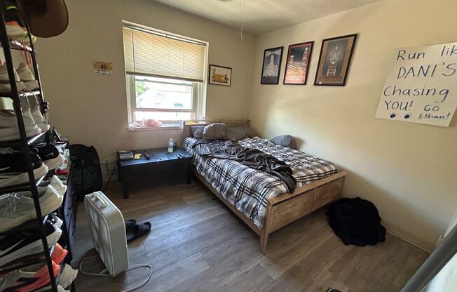 1 bed, 1 bath, $915, Unit 512
