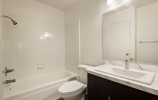 1 bed, 1 bath, 550 sqft, $1,250, Unit 014