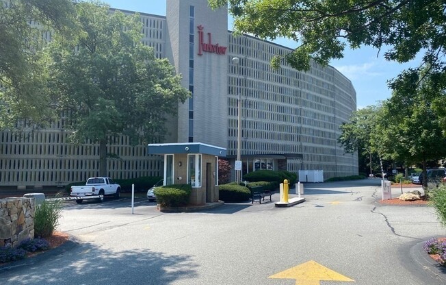 2 beds, 1 bath, 822 sqft, $2,600, Unit 237