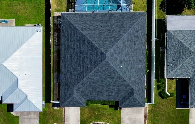 Spacious & Fully Remodeled 3-Bedroom Pool Home in a Prime Location!