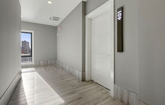 2 beds, 2 baths, 984 sqft, $2,850, Unit 203