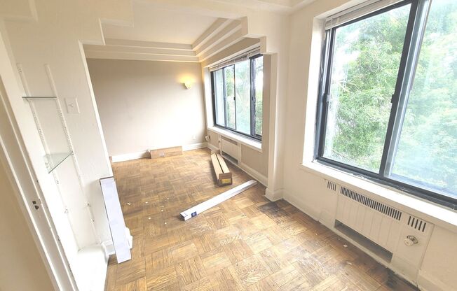 1 bed, 1 bath, $1,145, Unit 409