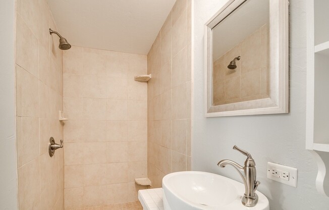 2 beds, 2 baths, $1,750