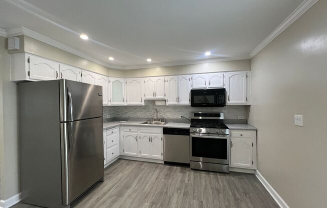206 Raupp Blvd, Buffalo Grove, IL, 60089