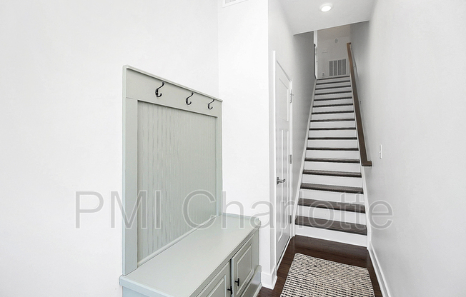 256 PARKWOOD AVE