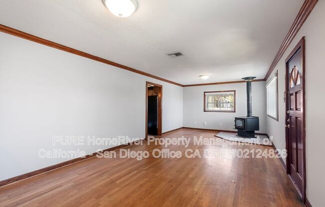 1535 MEADE AVE