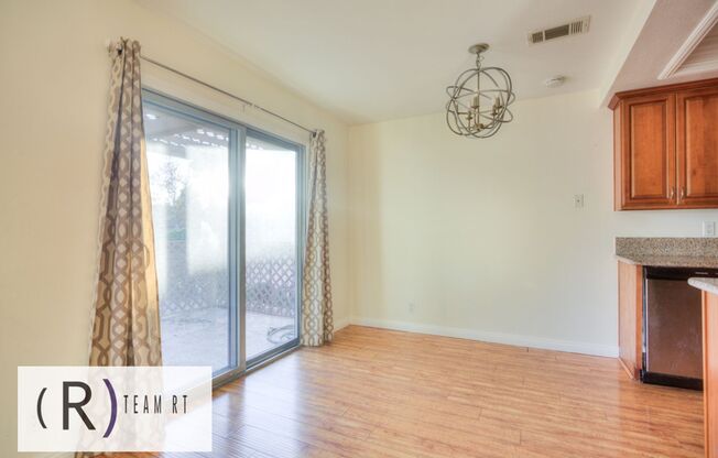 3 beds, 2 baths, $3,000, Unit APARTMENT 85