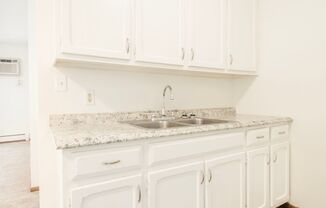 1 bed, 1 bath, 700 sqft, $1,240, Unit 176