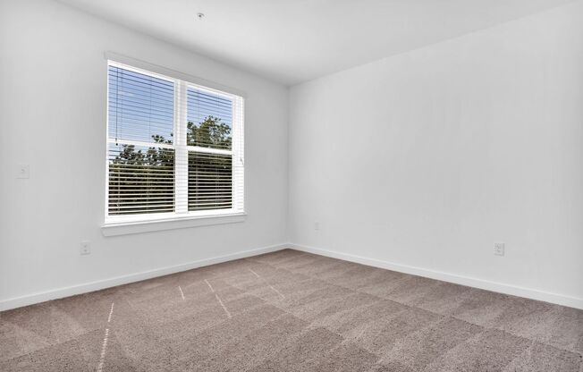 2 beds, 2 baths, $2,200, Unit Unit 301